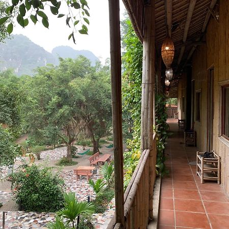 Отель Trang An Lim Garden Xuan Son Экстерьер фото