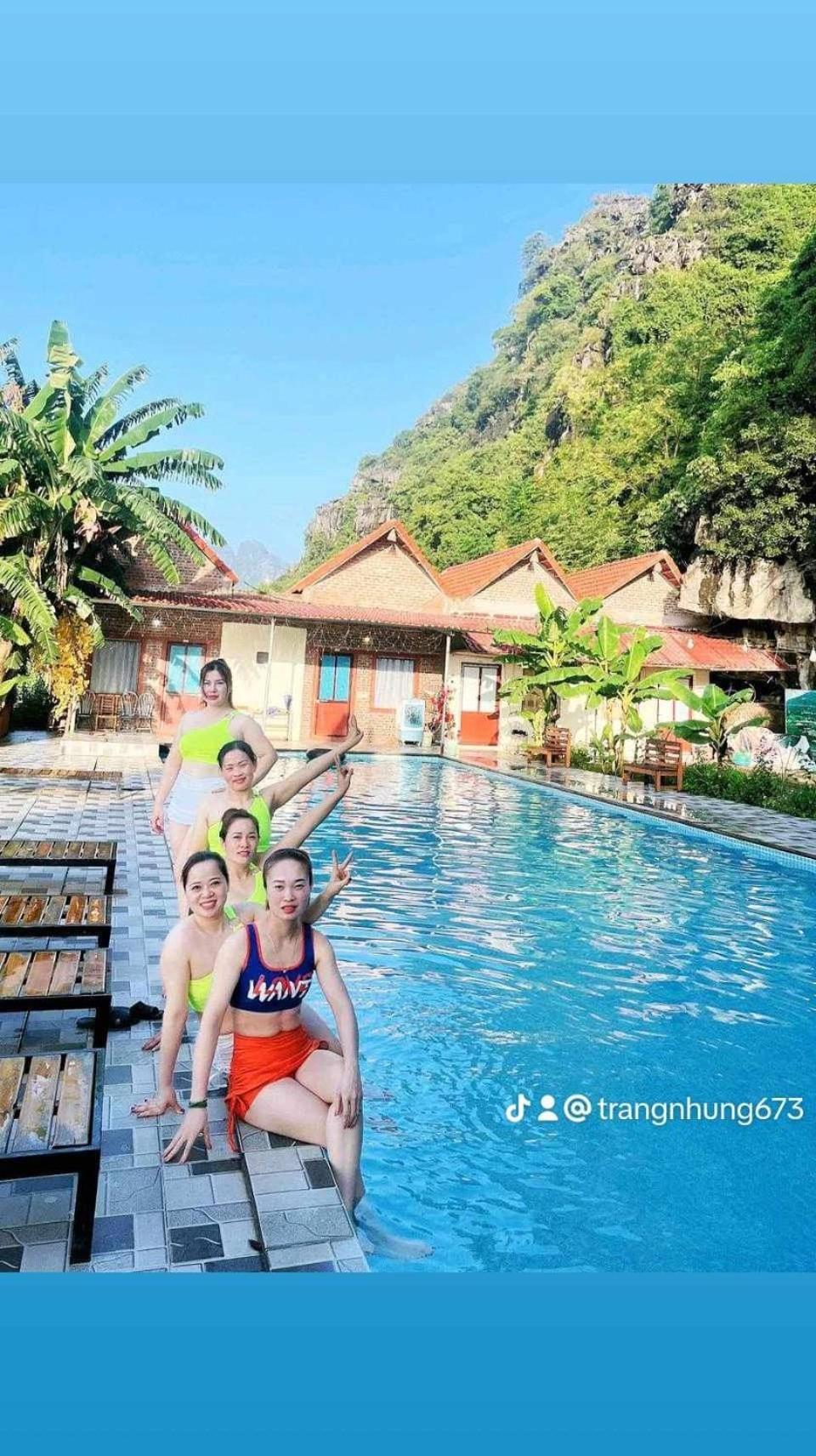 Отель Trang An Lim Garden Xuan Son Экстерьер фото