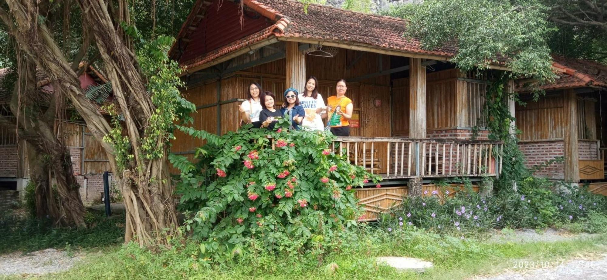 Отель Trang An Lim Garden Xuan Son Экстерьер фото